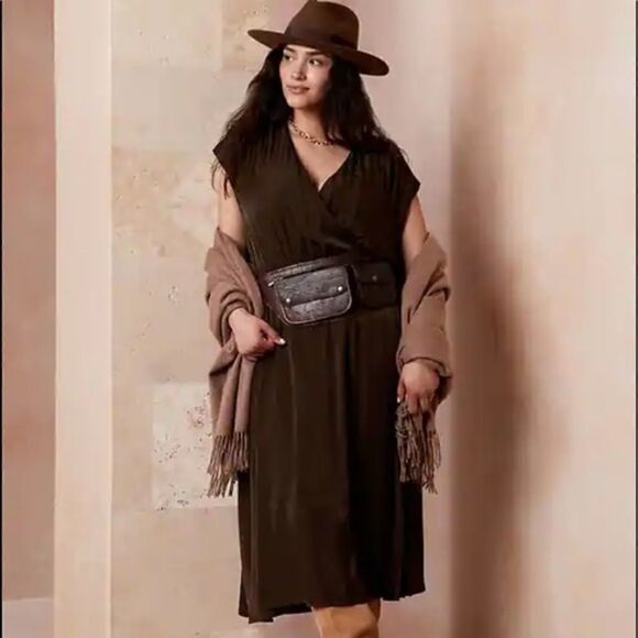 Banana Republic Shiny Twill Wrap Midi Dress - Picture 1 of 9